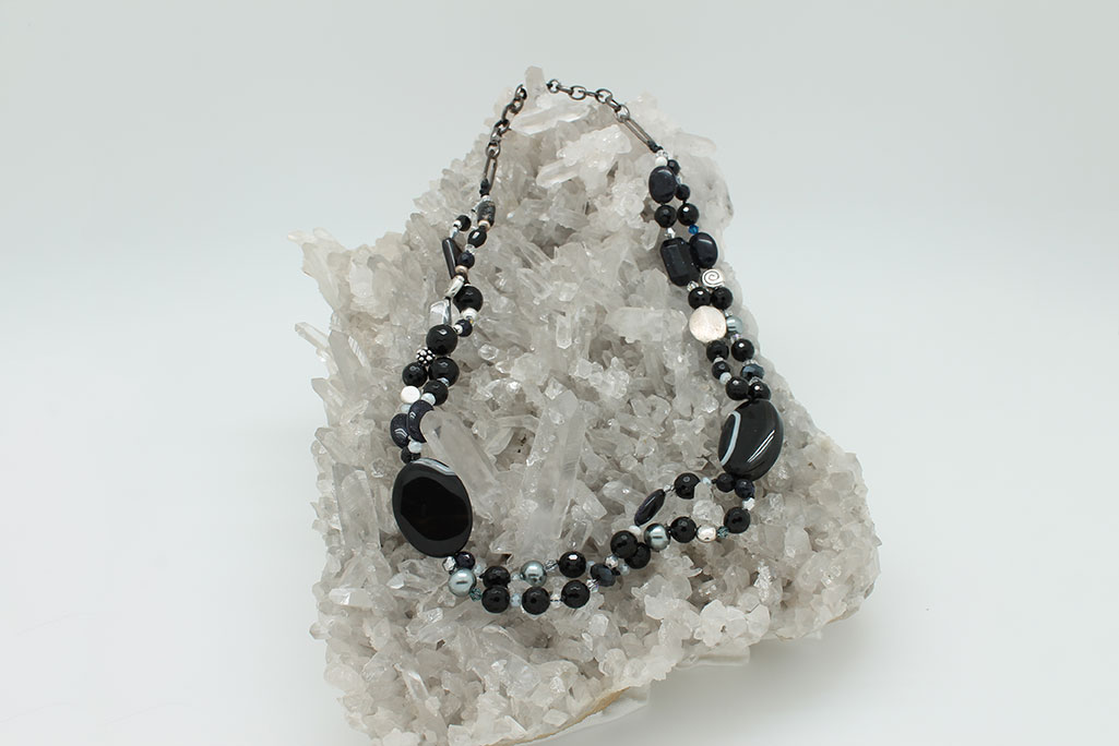 Black Lined Agate Necklace #3312 view 1