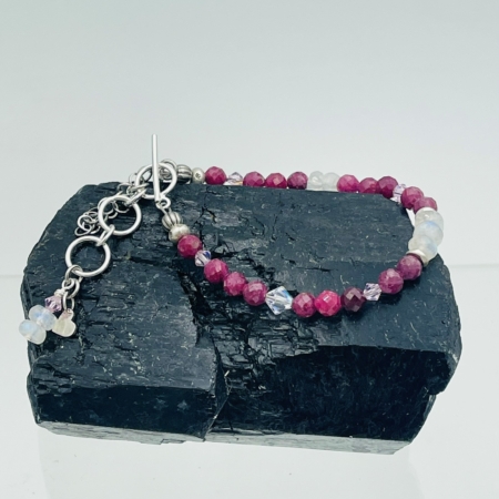 Serenity of the Heart / Ruby & Moonstone Bracelet - Sun Spirit Gems